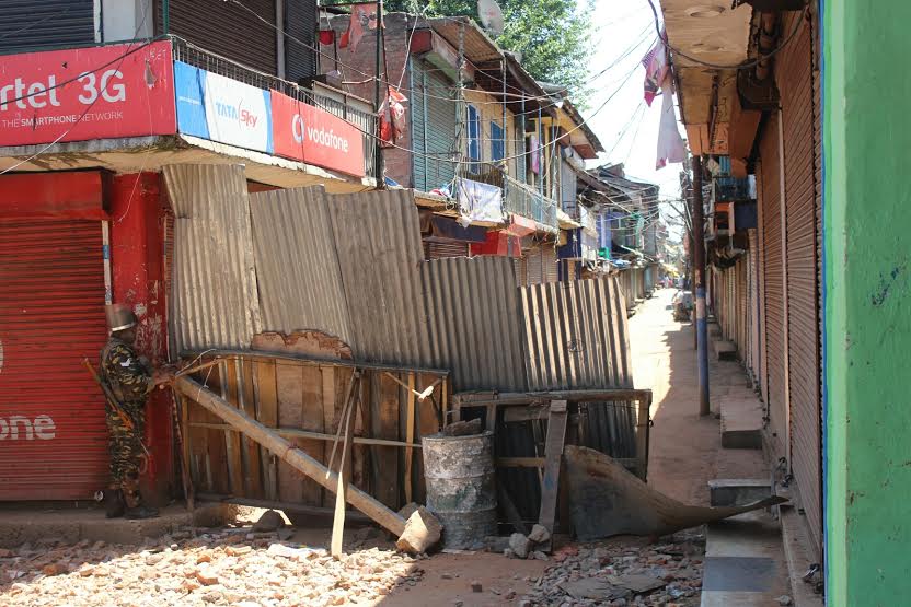 Strict curfew in place in Sopore on July 22, 2016. (KL Image: Mohammad Abu Bakr)