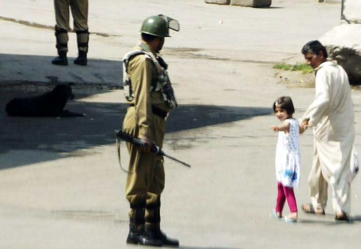 Curfewed Srinagar