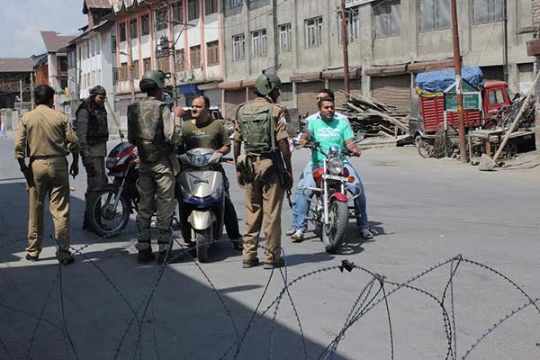 Curfewed Srinagar on July 24, 2016. (KL Image: Bilal Bahadur)