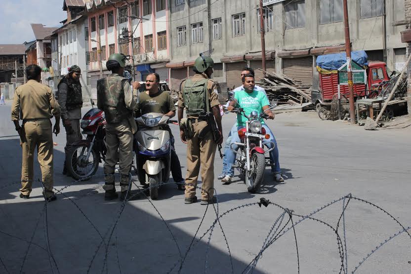 Curfewed Srinagar on July 24, 2016. (KL Image: Bilal Bahadur)
