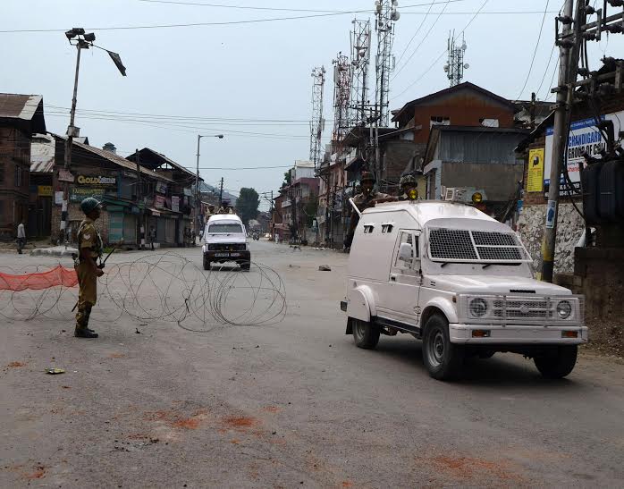 The curfewed Srinagar. (KL Image: Bilal Bahadur)