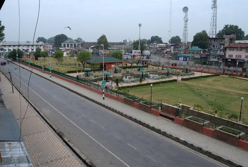 Kashmir is witnessing complete shutdown on July 13, 2016. (KL Image: Bilal Bahadur)