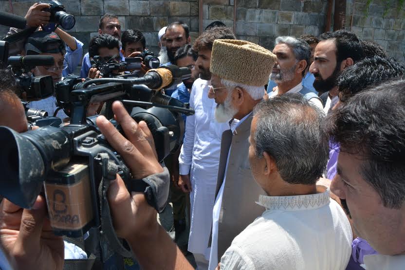 Syed Ali Geelani speaking to media when he took out a march towards Jamia Masjid Srinagar on July 29, 2016.