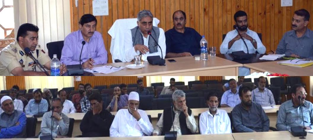 Hanjura Reviews Situation in Budgam