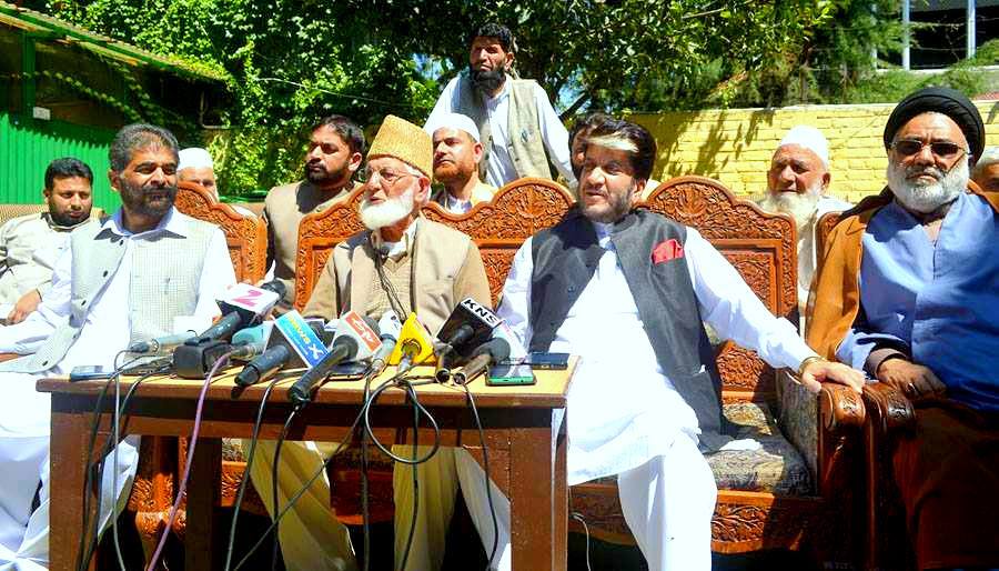 All Parties Hurriyat Conference (g) Press Conference. (KL file Image)
