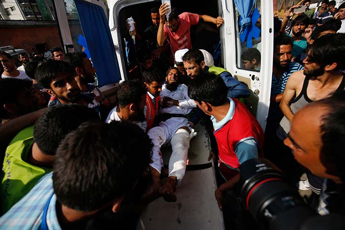 Injured-being-brought-to-SMHS