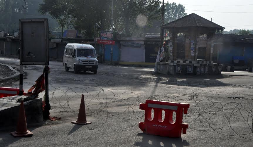 Situational picture from Islamabad on Thursday. (KL Image: Shah Hilal)