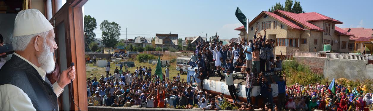 Hurriyat patriarch Syed Ali Geelani, who is under house arrest, addressed the protestors through a window at his residence.