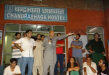 #Day 15: From JNU Campus, Rasheed Seeks Resolution Of Kashmir