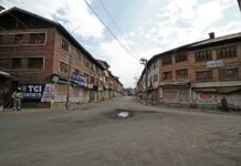 #KashmirNow: Valley Continues To Be Caged, Curfewed & Disconnected on Day 12