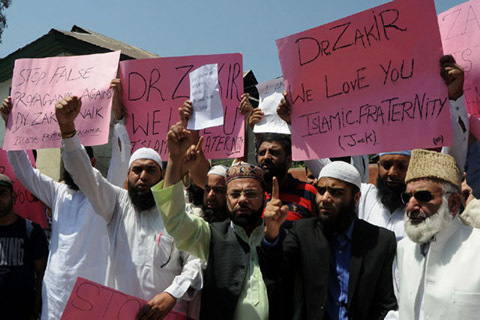 A solidarity rally in support of Dr Zakir Naik in Srinagar.