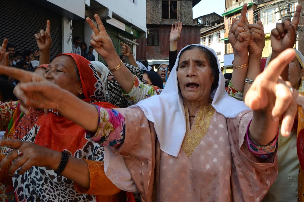 Women take part in a protest rally against the killing  67 civilians in Dalgate area of Srinagar on Friday 19 August 2016.Separatists had asked people to march to Beerwah on Friday where four persons were killed by forces a day after Independence day.PHOTO BY BILAL BAHADUR
