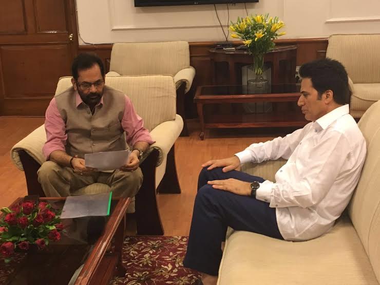 Farooq Andrabi with Union Minister
