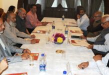#Day54: Governor Discusses Functioning of Kashmir’s Educational Institutions