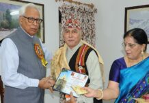 #Day52: ‘Hindi-Kashmiri Sangam’ Holds Function, Writers Felicitated