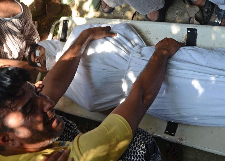 A Relative waling near the body of Amir Gul Mir was killed in fresh clashes in Pulwama, south of Srinagar, during which around a dozen youth were injured. Eight of the injuredPHOTO BY BILAL BAHADUR
