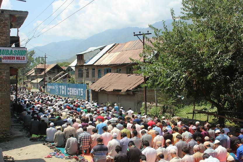 Namaz In Open at Kaloosa