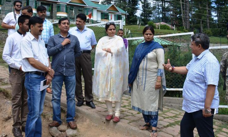 Priya Sethi at Patni Top on August 22, 2016