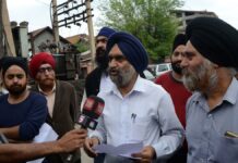 #Day52: Sikh Community Goes Global, Seeks Moral Support For Kashmiris