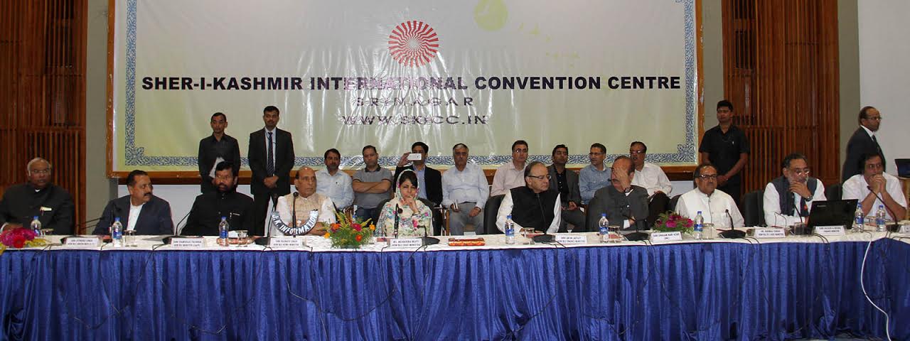 J&K Chief Minister Ms Mehbooba Mufti met All Party Delegation along with her cabinet colleagues on September 04, 2016.