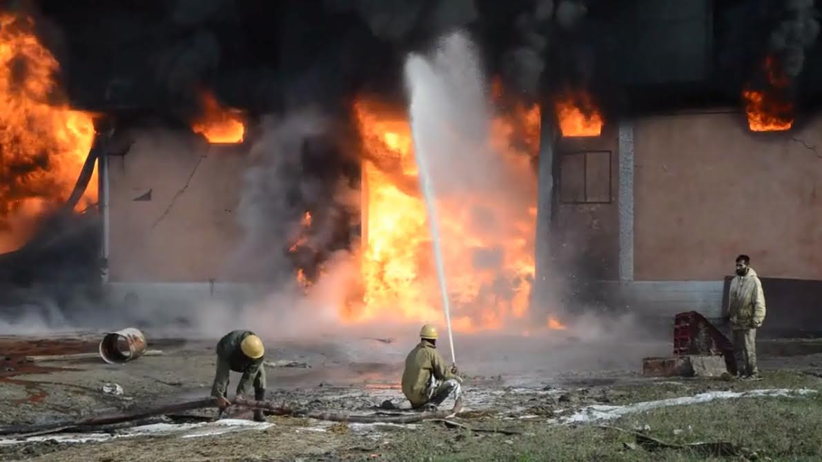 bombay-india-trading-company-destroyed-in-blaze