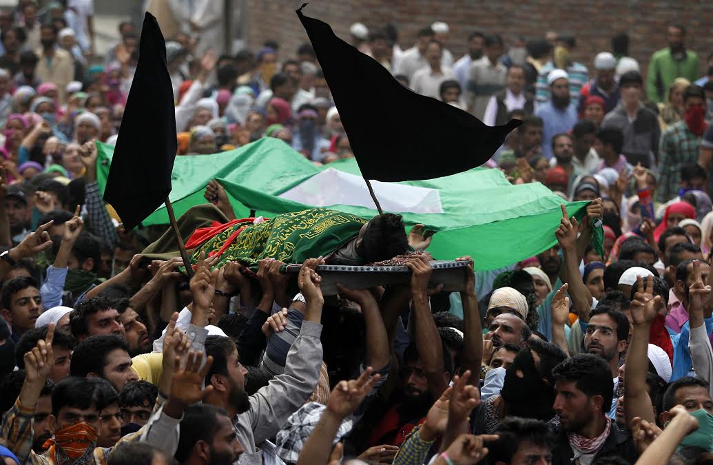 One of the scenes from funeral of Danish Sultan Haroo. A 12 year old student, Danish jumped in to Jhelum after chased by forces on September 01, 2016. (KL Image: Bilal Bahadur)