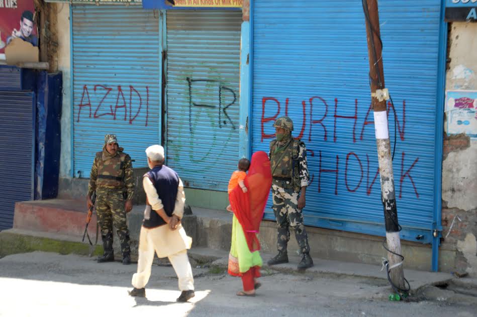 Restrictions in Kulgam while Kashmir observed complete shutdown on Sep 08, 2016. (KL Image: Shah Hilal)