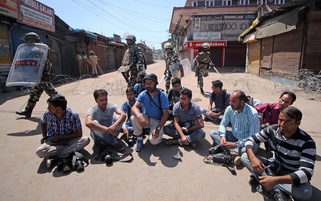 Fearing more such attacks, the photo-journalists, who mostly work with Kashmir based newspapers, staged a sit-in protest demonstration in Batamaloo main chowk.