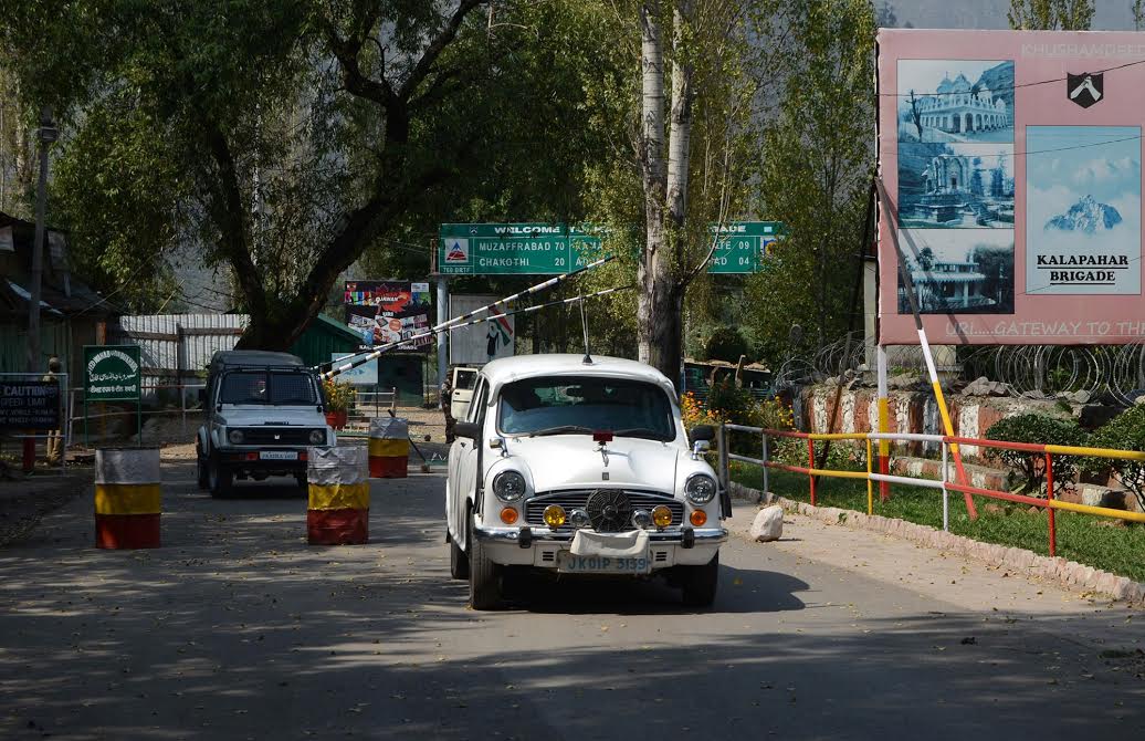 Members of NIA team leave Army's 12 Brigade headquarters in Uri where at least 18 army soldiers were killed in one of the deadliest attacks on army on September 18, 2016. NIA has officially taken over the investigation of the Uri Attack and they reached the spot on Monday morning and completed their primary data collection including DNA of the suspected four armed attackers. (KL Image: Bilal Bahadur)