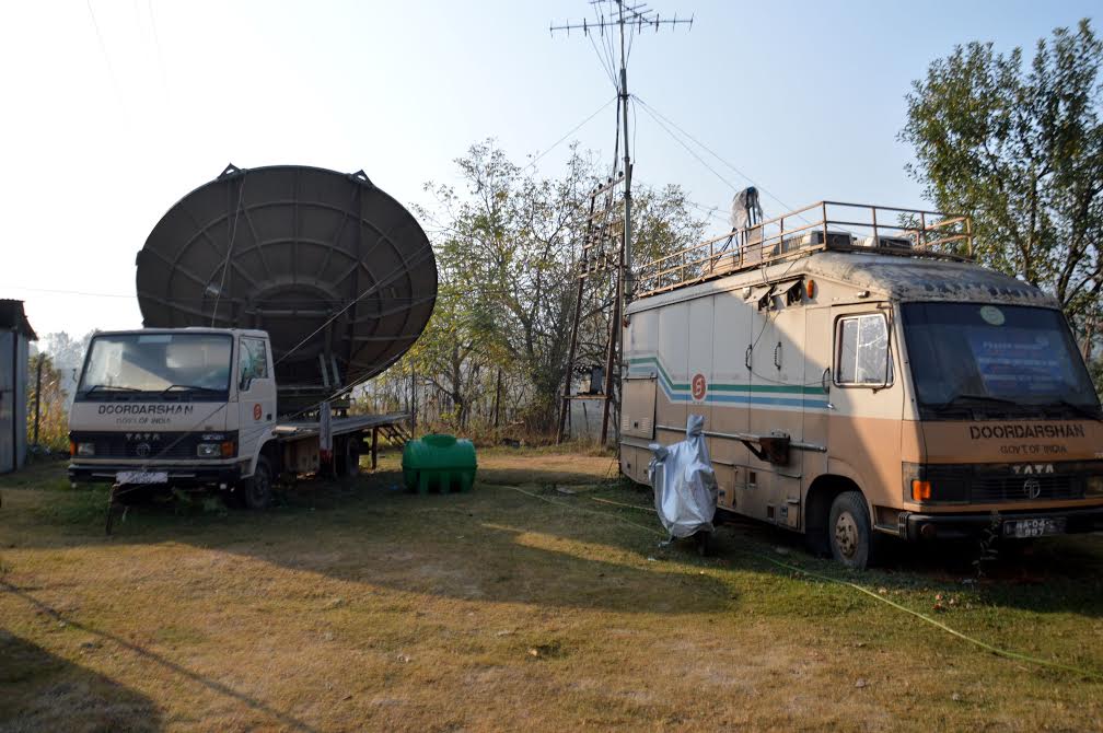 On Oct 17, 2016 5 rifles were snatched from policemen at a TV transmission tower at Dalwach, Dooru Shahabad in Islamabad district.