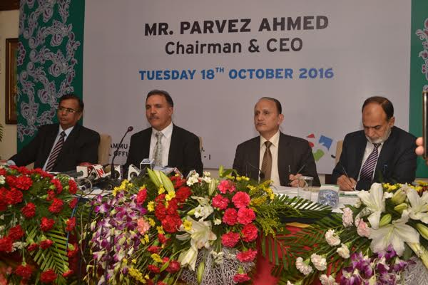 J&K Bank Chairman and CEO addressing media in Jammu on Oct 18, 2016.