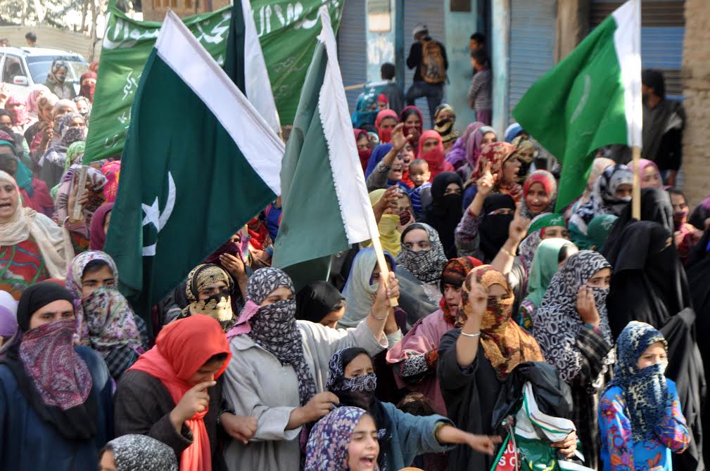 Hundreds of women attended the pro-freedom rally at Yamrash Kulgam on Oct 18, 2016 which was addressed by local leaders of DeM. (KL Image: Shah Hilal)