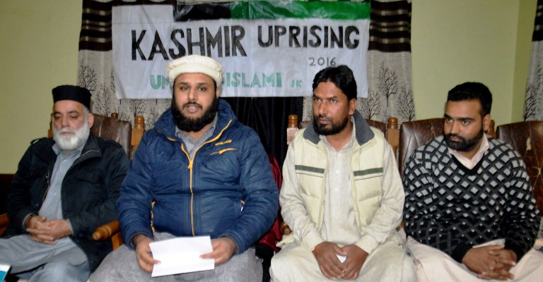 Qazi Yasir addressing a news conference in Islamabad. (KL Image: Hilal Shah)
