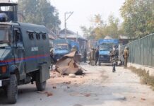 Scores of civilians were injured in forces action on November 02, 2016 in Aanchar area of Srinagar. (KL Image: Bilal Bahadur)