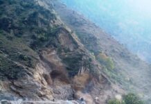Landslide strikes Kishtwar, two killed, five injured.