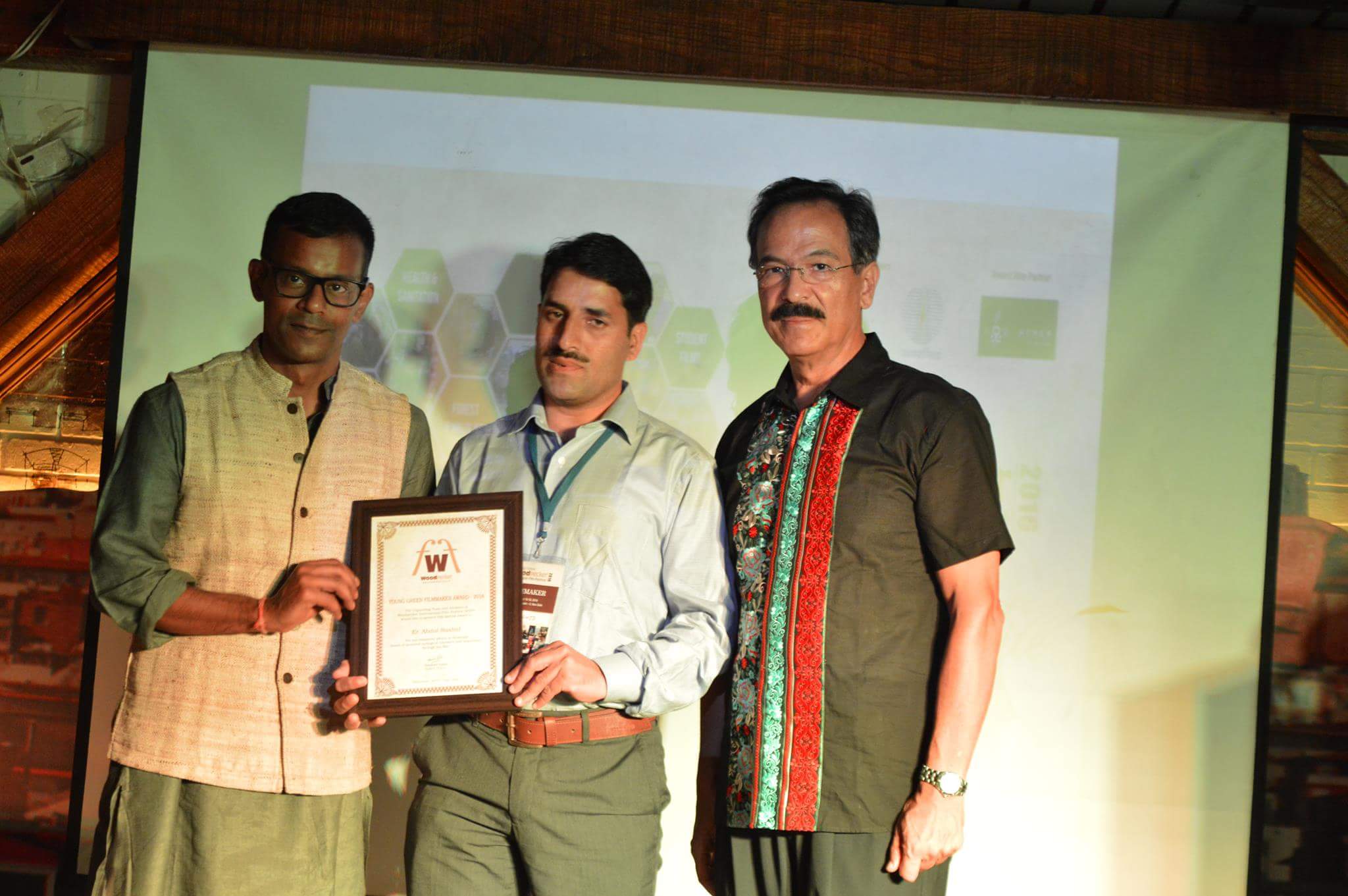woodpecker-award