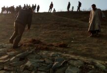 Kashmir reports first Selfie death, courtesy train KL Image
