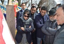 This Sunday, CM laid foundation of 8 projects in north Kashmir