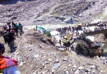 IAL-C 17 flying stranded passengers from Udhampur to Srinagar, 5 sorties today