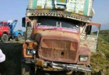 Two die in road accident near Pampore