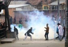 Clashes erupt in Sopore town after Friday prayers