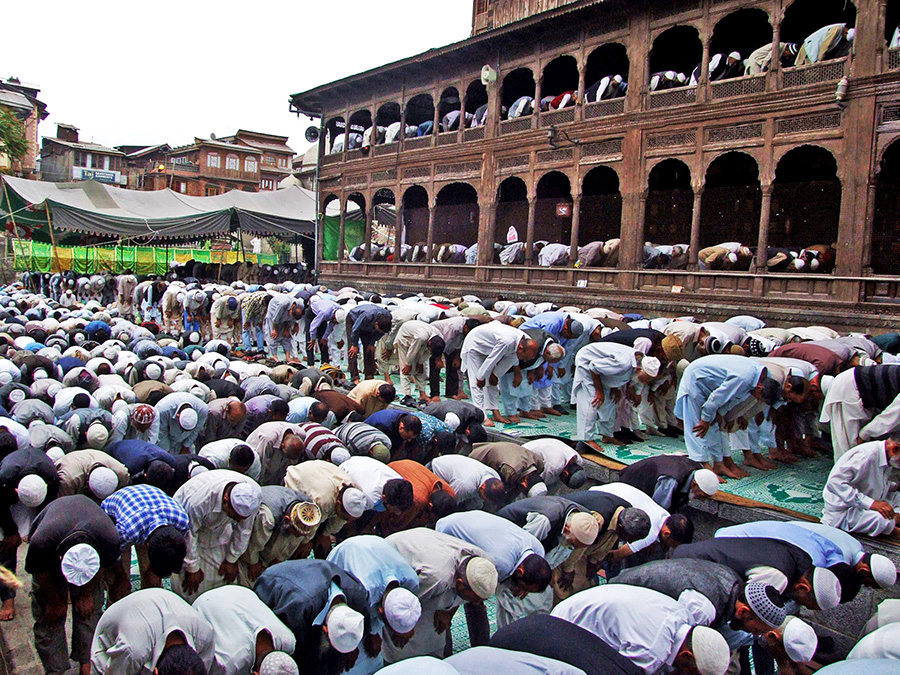 KAHN-KHA-SRINAGAR–PHOTOS-BY-BILAL-BAHADUR-(10)