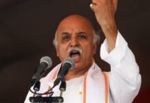Kashmir must be handed over to army: Togadia