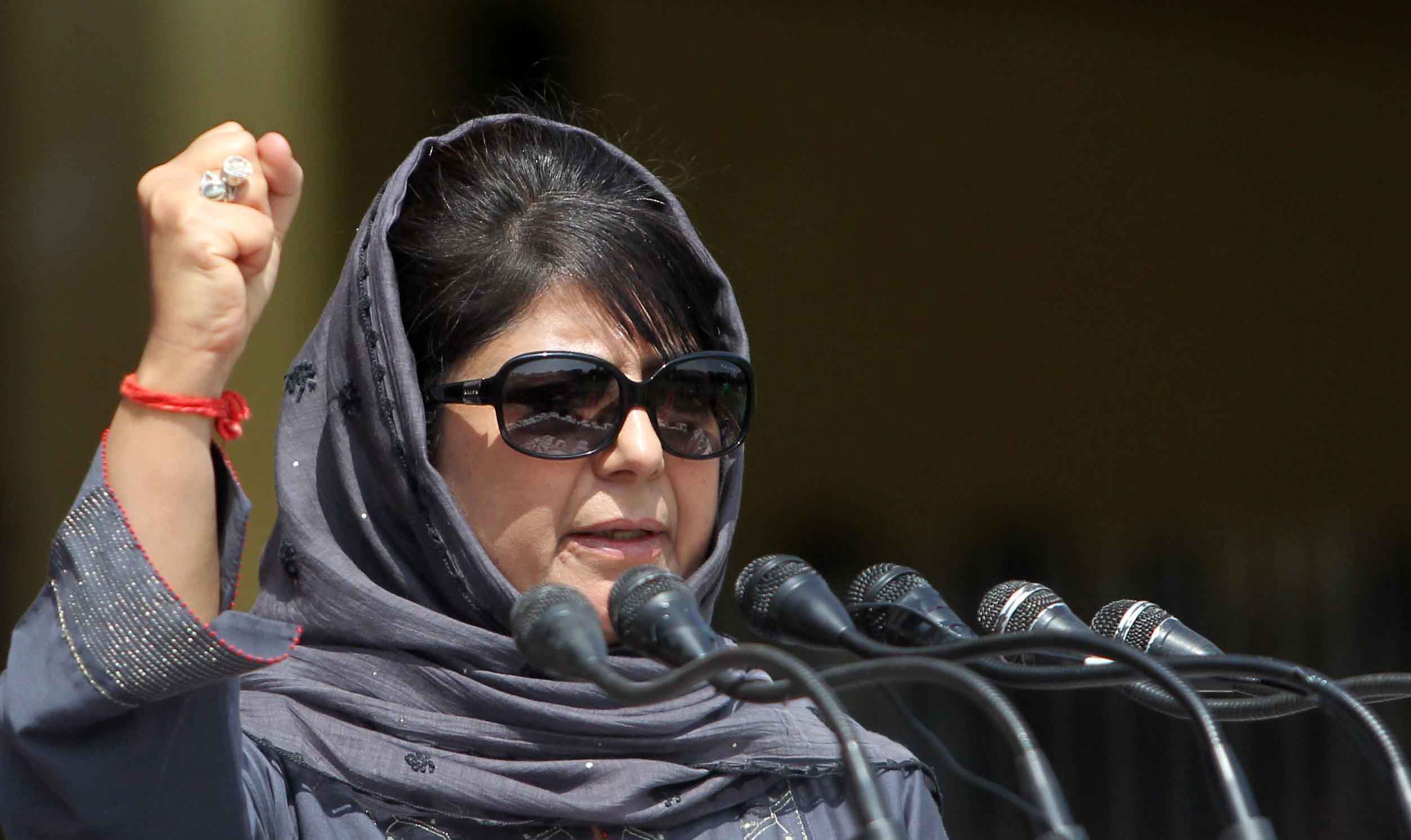 Jammu and Kashmir CM Mehbooba pleads for more facilities to Hajj