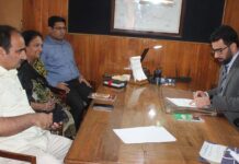 DC office Srinagar accords affectionate farewell to Dr Lone
