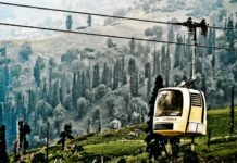 Gulmarg Gondola Glitch: 184 Stranded Tourists Safely Evacuated So Far