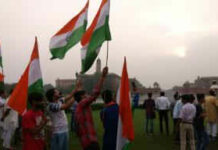 Kashmiri Pandits Take Out Ram Navami Shobha Yatra in Srinagar