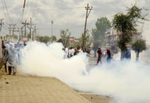 Sacked Govt employees demand amnesty on the pattern of stone-pelters