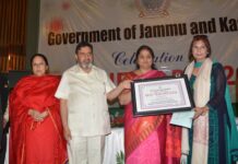 Teachers Day: Iqbal, Lovely bag Best Teacher award