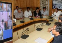 Div Com for expediting work on core developmental projects